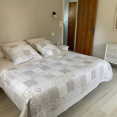 Bed and Breakfast La Gentilhommiere Tréffiagat Exterior foto